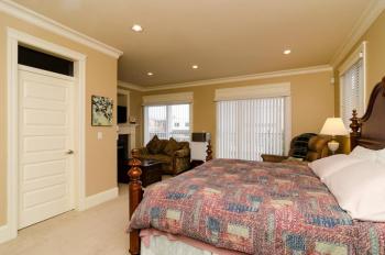 White Rock Beach Guest House